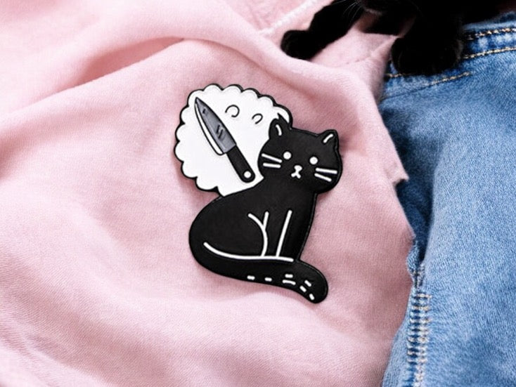 Pin's Broche Email | Chat Couteau | Humour | Mignon | Fun | Kawaii