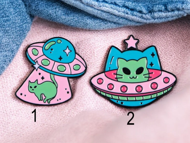 Pin's Broche Email | Chat Extra Terrestre Ovni Soucoupe Volante | Kawaii | Humour Fun Amoureux des Chats Dessin Animé