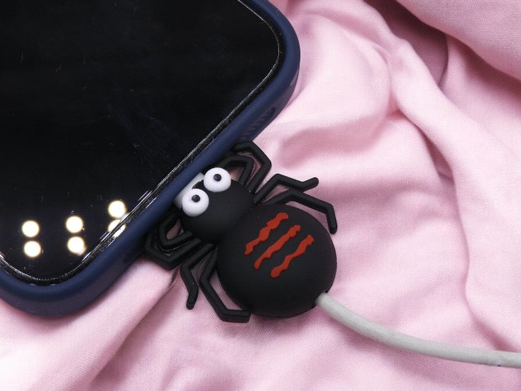 Schutz für USB-Kabel oder mobiles Ladegerät | Bruchsichere Hülse | Schutzvorrichtung | Spinne | Niedliche Tiere | Silikon