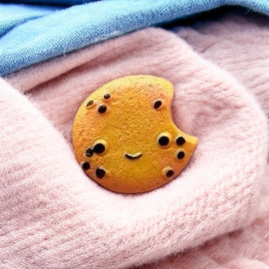 Resin Brooch Pin | Homemade cookies | Chocolate Chip Cookies | Bitten | Kawaii