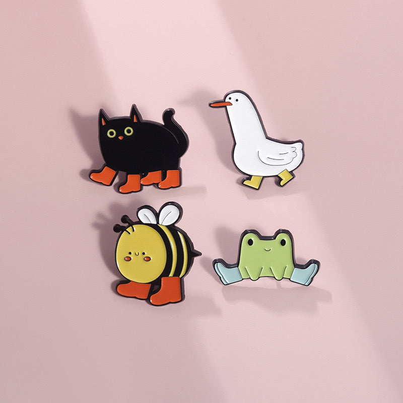 Pin's Broche Email | Mignon Bottes | Grenouille Canard Chat Abeille | Kawaii | Fun | Mignon Dessin Animé