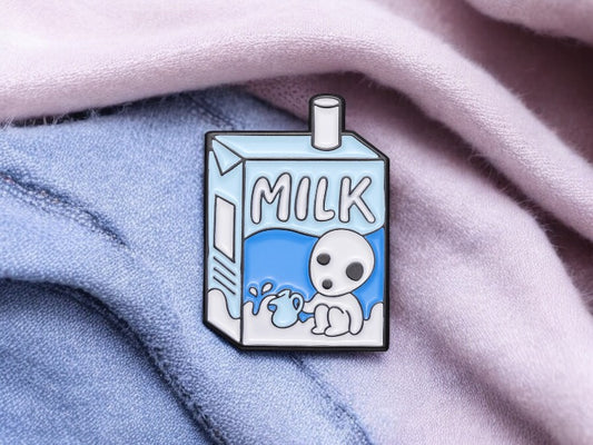 Pin's Broche Email | Petit Feu ou Kodama | Démon du Feu ou Esprit de la Forêt | Kawaii | Mignon Dessin Animé Japonais