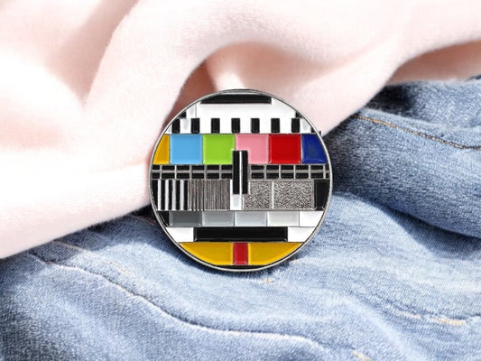 Pin's Broche Email | Télévision Vintage | Humour | Kawaii | Mignon