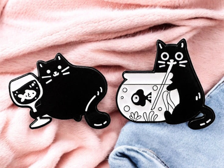 Pin's Broche Email |  Chat Aquarium | Chat Noir | Humour Dessin Animé | Kawaii | Fun