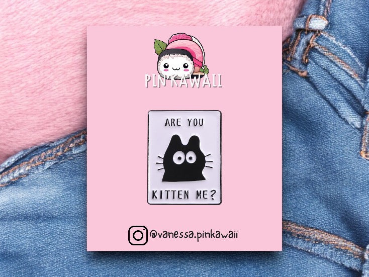 Pin's Broche Email | Badge Club | Are You Kitten Me | Amoureux des Chats | Kawaii Dessin Animé