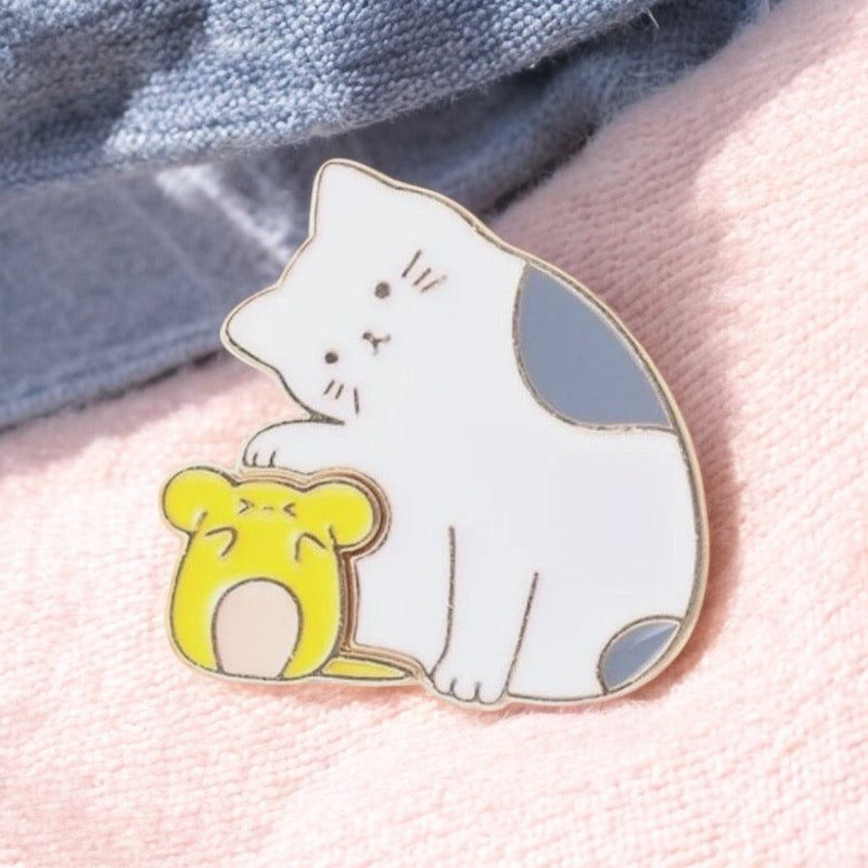 Set mit 2 Emaille-Broschennadeln | Teilen | Katze Maus in 2 Teile geschnitten | BFF oder Paar | Kawaii | Niedlich