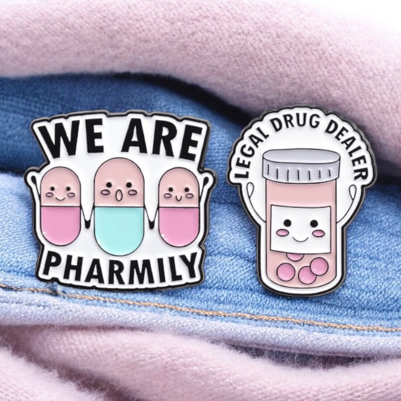 Pin's Broche Email | Pilulle Pharmacie | Humour Jeu de Mots | Kawaii | Mignon