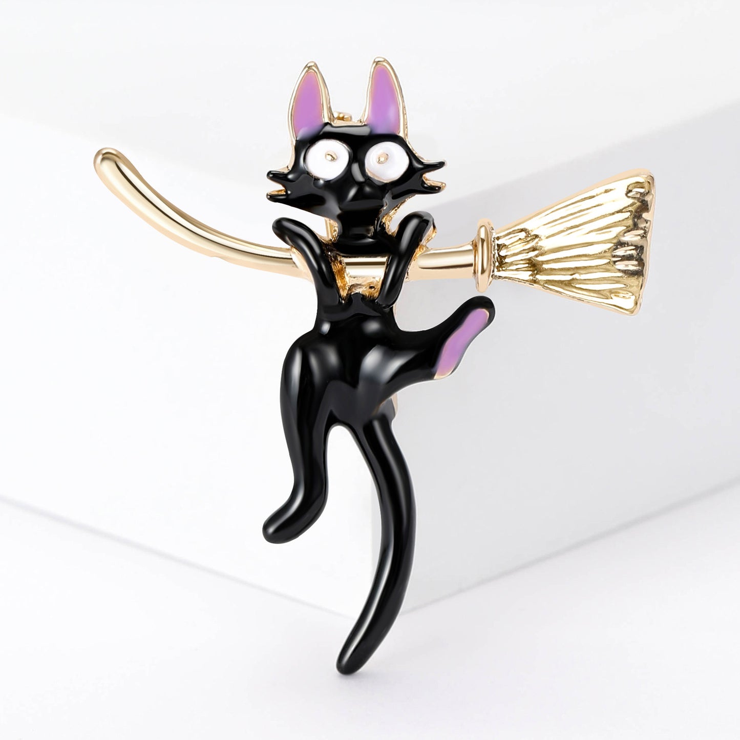 Broche Email | Chat Balai Sorcière | Chat Noir | Kawaii | Mignon Dessin Animé