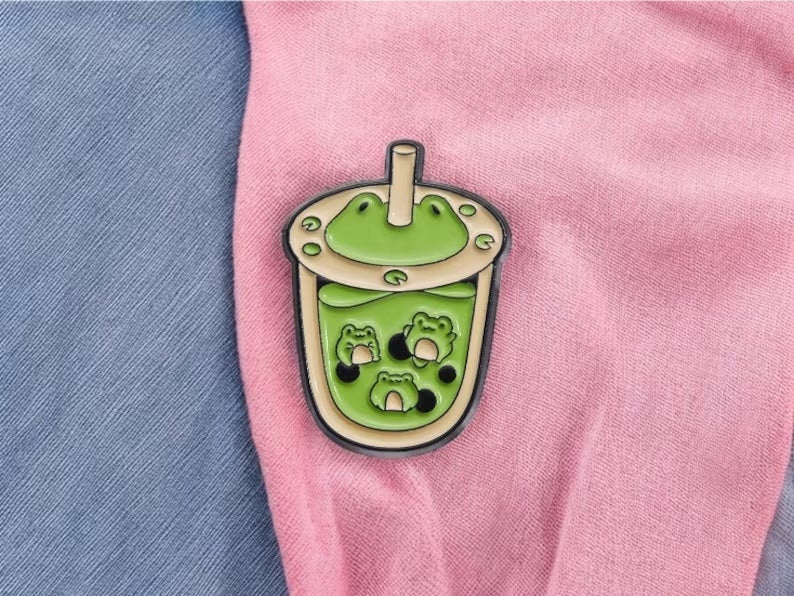 Pin's Broche Email | Boisson Smoothie | Sirop | Grenouille Axolotl ou Cappy | Kawaii | Fun | Humour