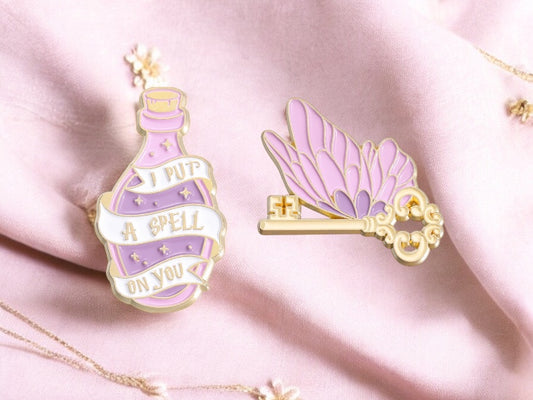 Pin's Broche Email | Fiole d'Amour | Potion Magique | Sérum d'amoureux | Sorcier | Kawaii