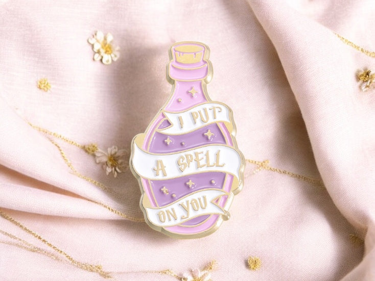 Pin's Broche Email | Fiole d'Amour | Potion Magique | Sérum d'amoureux | Sorcier | Kawaii