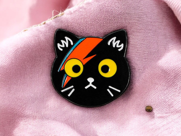 Pin's Broche Email | Chat Rock n Roll | Amoureux des Chats | Kawaii | Fun | Humour Mignon Chat Noir ou Blanc Hard Rock