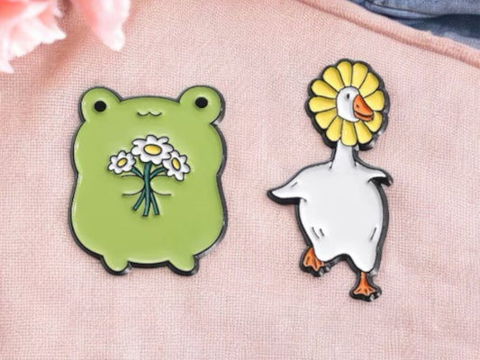 Pin's Broche Email | Grenouille ou Canard Fleur  | Fleur Printemps | Kawaii | Fun | Humour