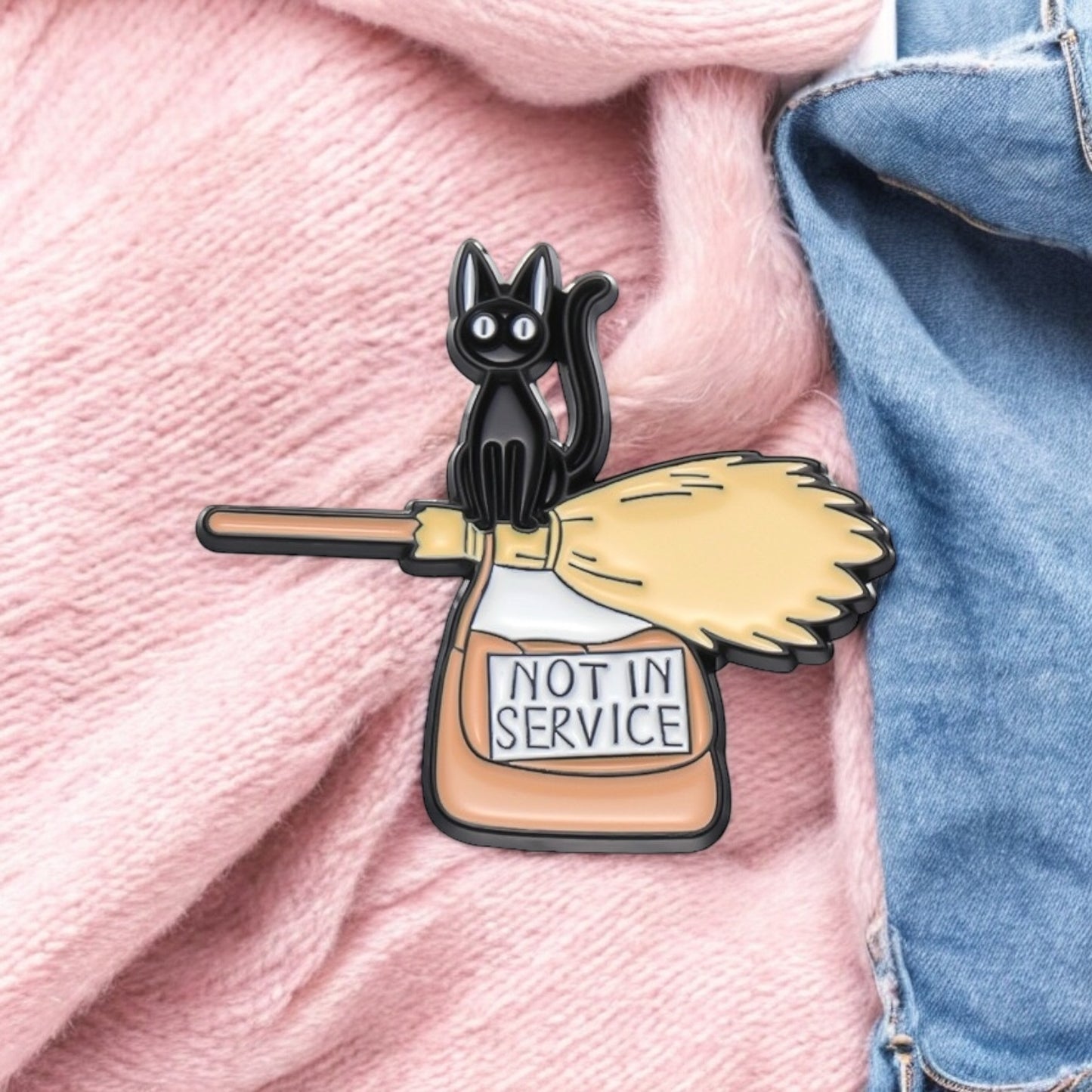 Pin's Broche Email | Chat Balai Sorcière | Chat Noir | Kawaii | Mignon Dessin Animé