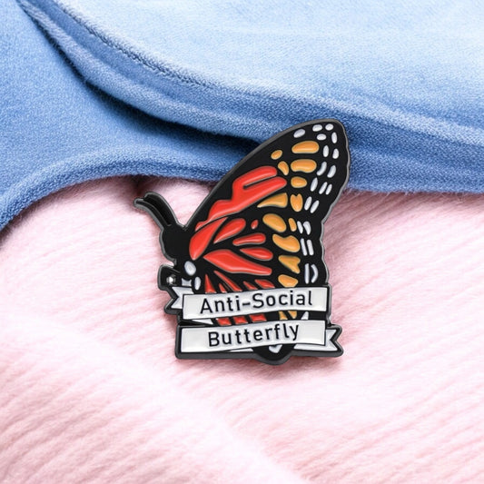 Pin's Broche Email | Papilon Anti Social | Cute | Mignon | Kawaii | Fun | Humour