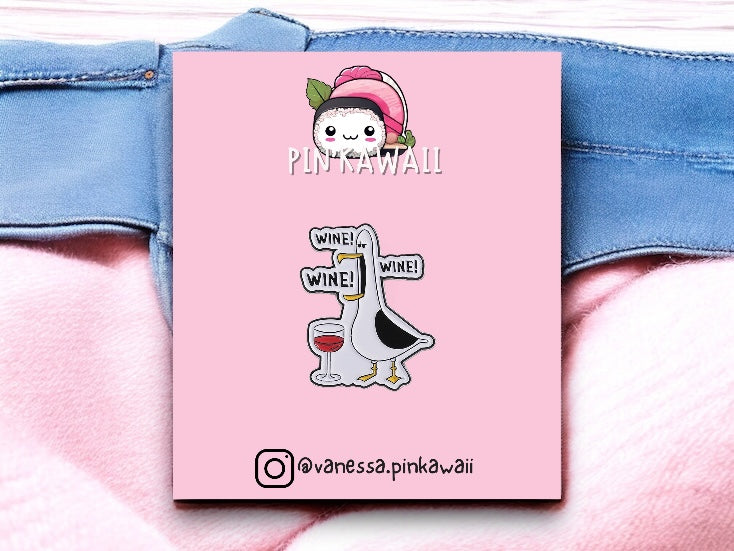 Pin's Broche Email | Canard Wine Wine Wine | Vin | Humour | Mignon | Fun | Kawaii