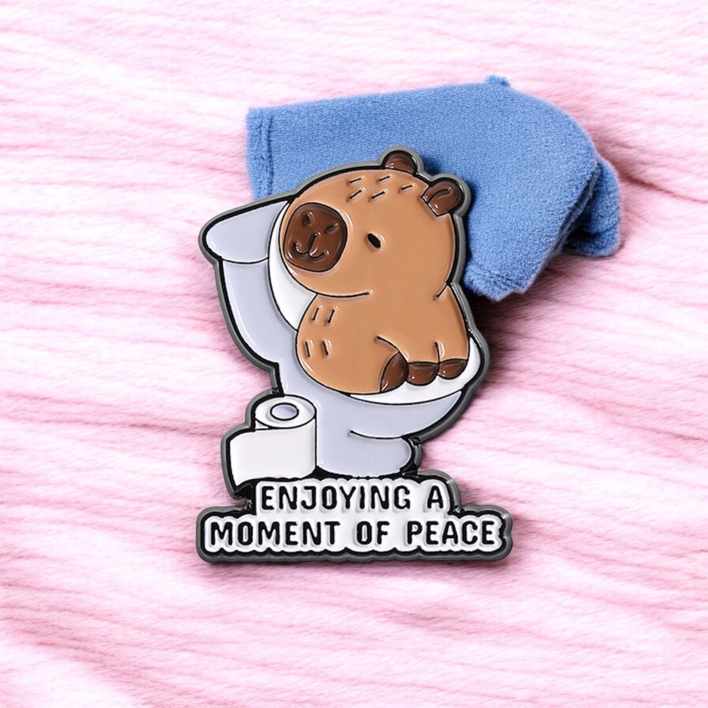 Pin's Broche Email | Cappy Toilette ou Endormi | Kawaii Mignon | Fun | Humour