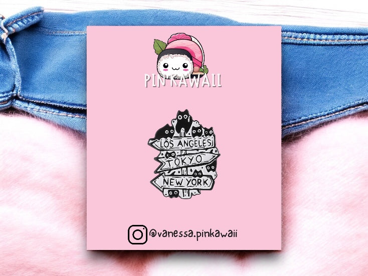 Pin's Broche Email | Chat Destination Cat Batterie | Chaton Mignon | Kawaii | Fun | Humour