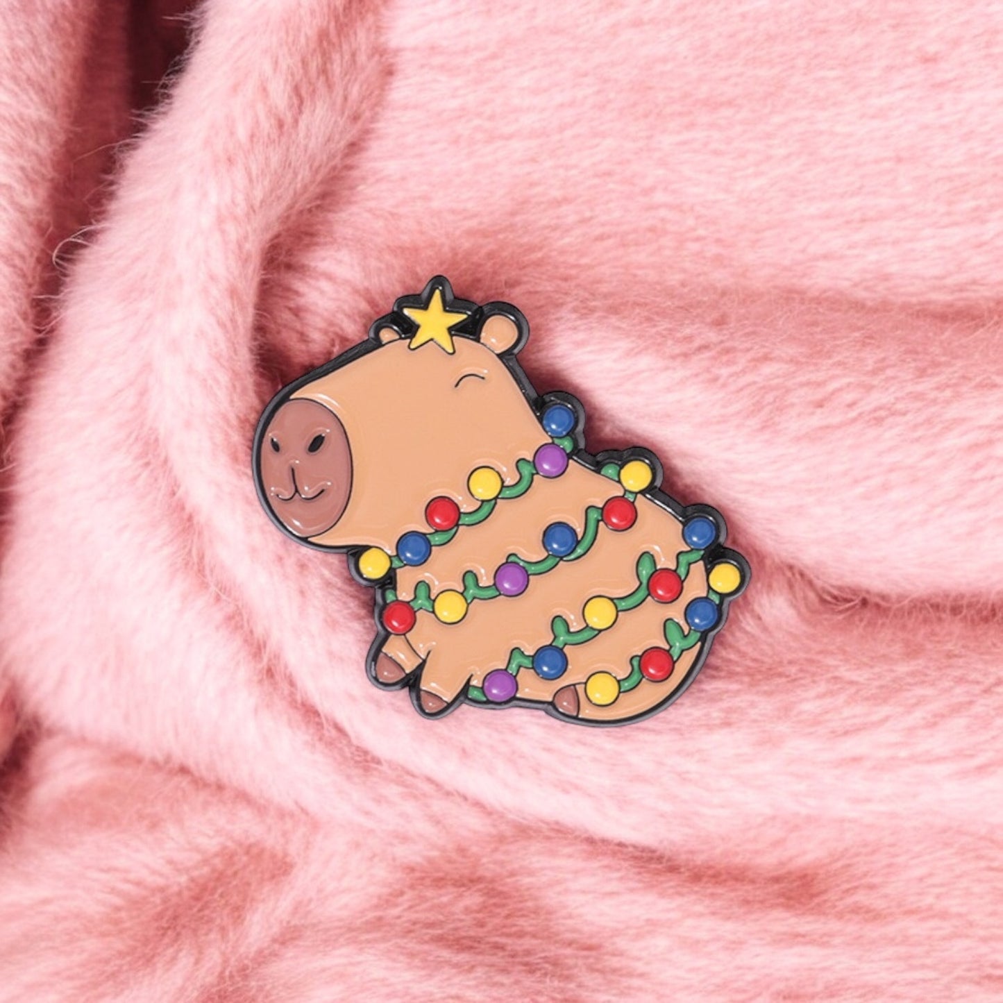 Pin's Broche Email | Cappy Noël | Kawaii Mignon | Fun | Humour Décoration Noël Fête fin Année
