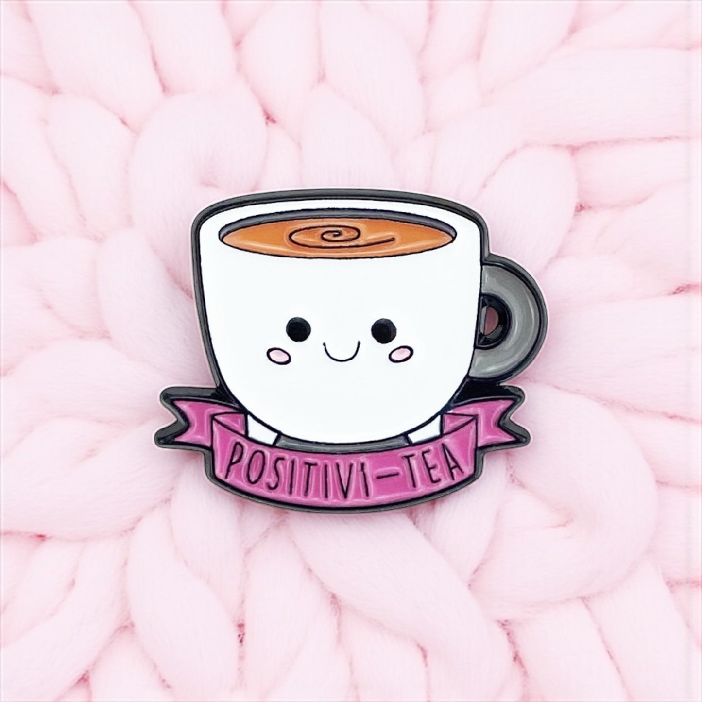Pin's Broche Email | Mignon Tasse de Thé ou Pot Glace | Jeu de Mots | Kawaii | Fun | Mignon Dessin Animé