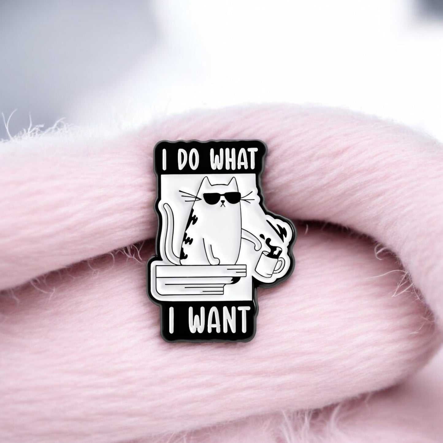 Pin's Broche Email | Animaux Doigt d'honneur Chat | Fuck | Humour | Kawaii | Mignon