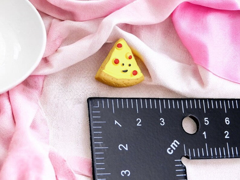 Pin's Brooch | Resin Pepperoni Pizza | Slice of Pizza | Cute Humor | Kawaii