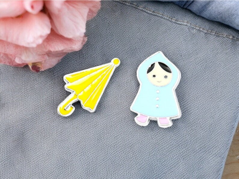 Set of 4 Enamel Brooch Pins | Totoro | Noiraudes Umbrella | Totoro | Kawaii | Cute