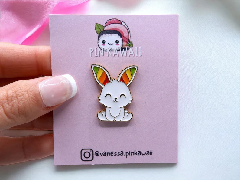 Pin's Broche Email | Lapin ou Grenouille | Arc en Ciel | Rainbow | Kawaii | Fun | Humour