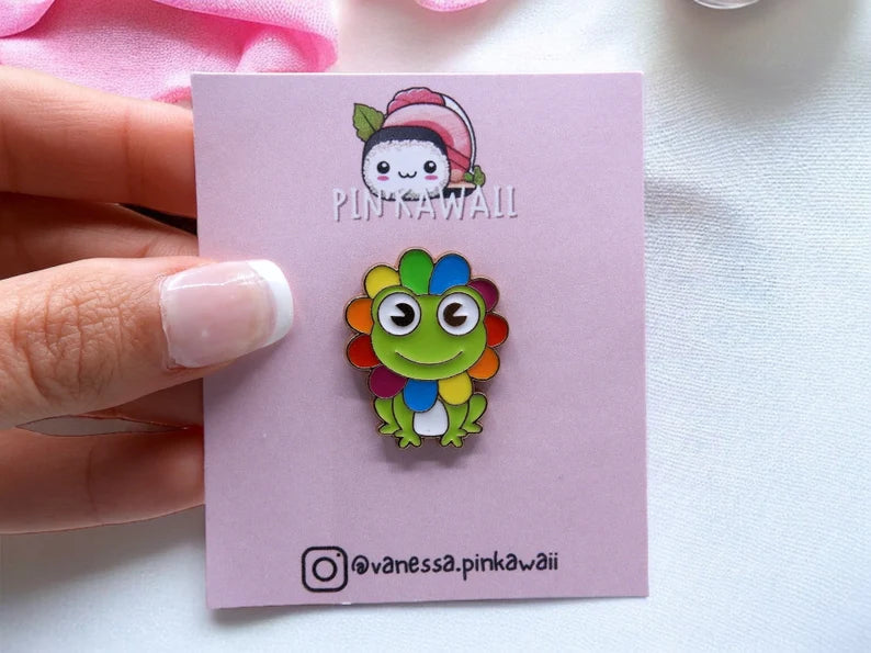 Pin's Broche Email | Lapin ou Grenouille | Arc en Ciel | Rainbow | Kawaii | Fun | Humour