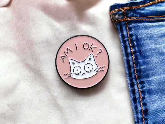 Pin's Broche Email | Am I Ok | Est ce que je vais bien ? | Kawaii | Fun | Humour Mignon Chat Rose