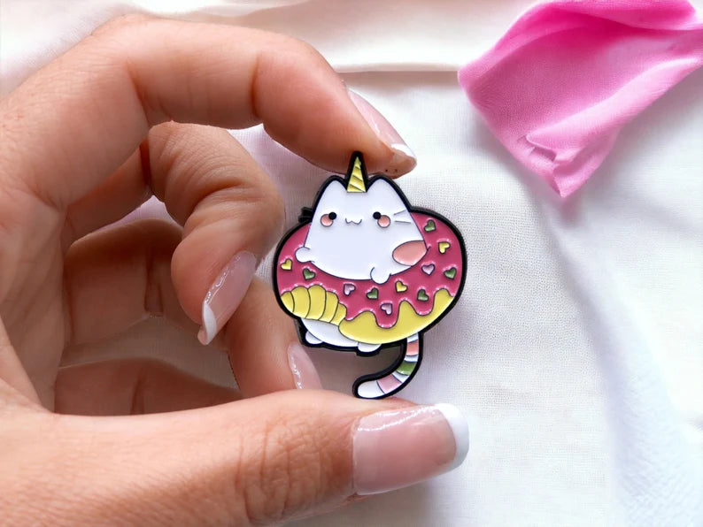 Pin's Broche Email | Licorne Kawaii | Sirène ou Bouée Donuts | Kawaii | Fun | Humour