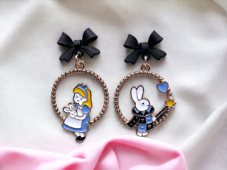 Boucles Oreilles | Pendants d'oreilles | Alice aux Pays des Merveilles | Lapin En Retard Alice | Cuivre Plaqué Or