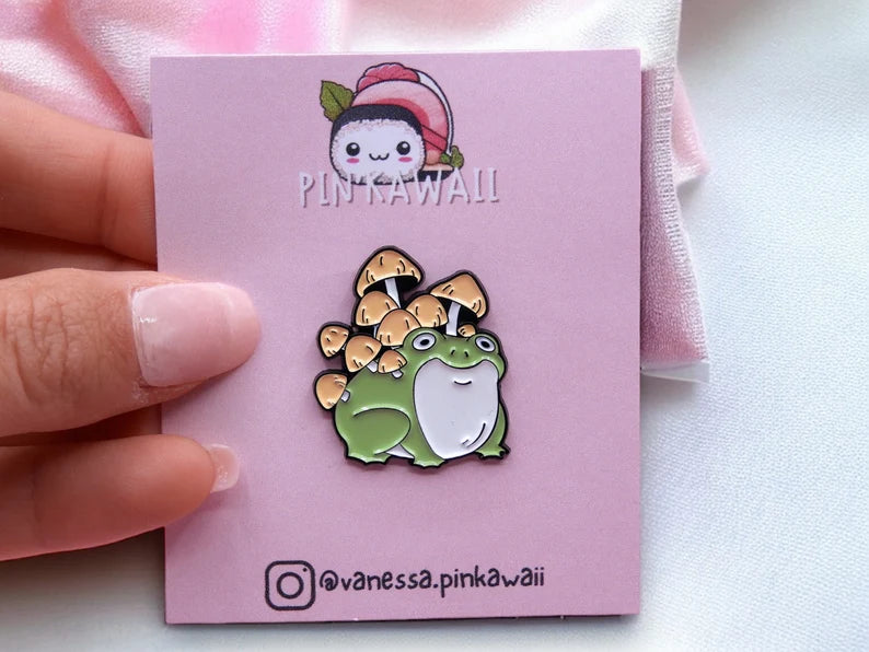 Pin's Broche Email | Grenouille Champignon | Forestier | Kawaii | Fun | Humour