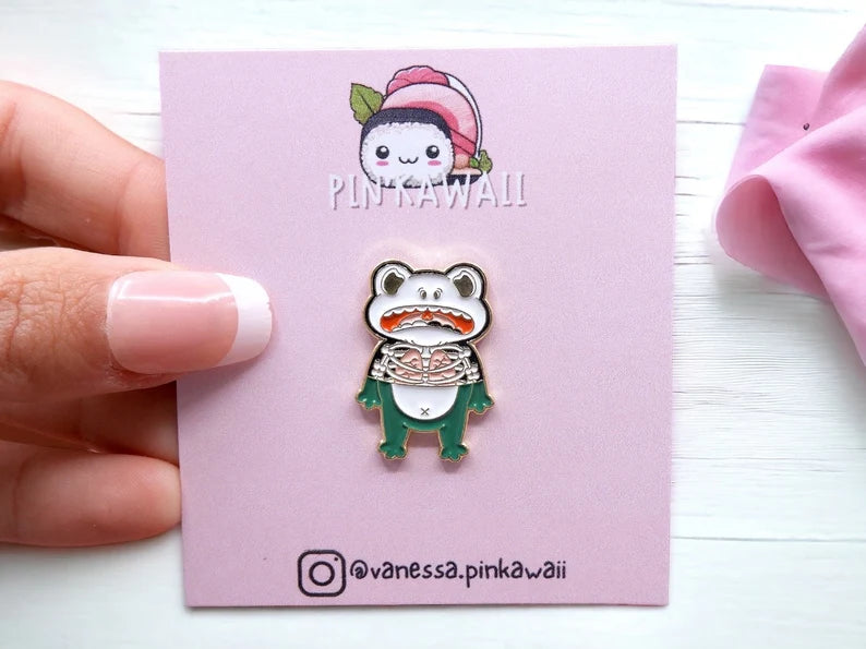 Pin's Broche Email | Grenouille Lapin | Moitié Squelette | Grenouille | Kawaii | Fun | Humour