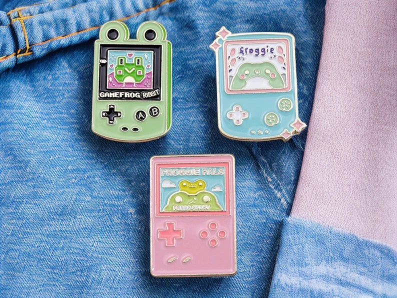 Pin's Broche Email | Console Jeux Grenouille | Game Boy | Grenouille | Kawaii | Fun | Humour