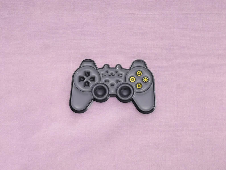 Pin's Broche Email | Chat Manette Console Jeux | Jeux Video | Chat | Kawaii | Fun | Humour