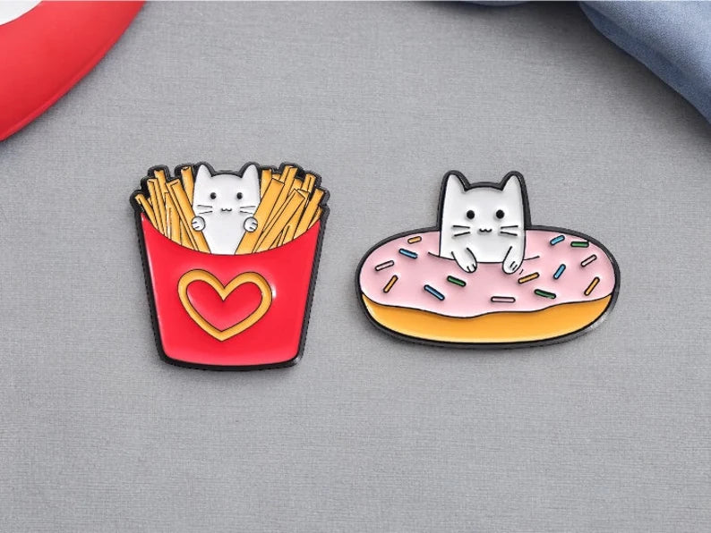 Pin's Broche Email | Chat Frites ou Donuts | Fast Food | Amoureux des Chats | Kawaii | Fun | Humour