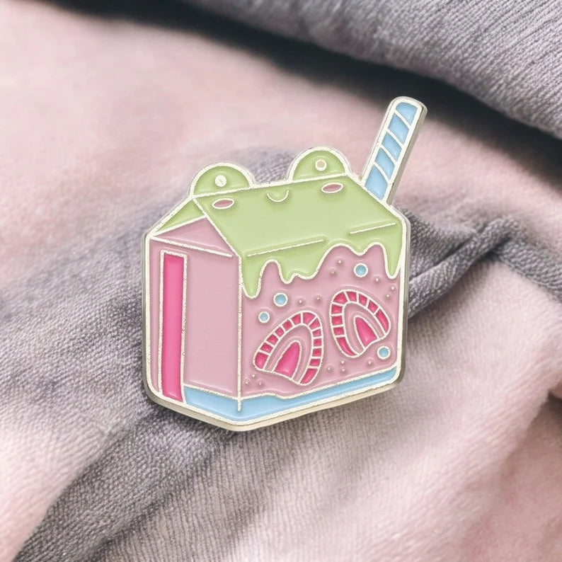 Pin's Broche Email | Grenouille Muffin ou Smootie | Amoureux des Grenouilles | Grenouille | Kawaii | Fun | Humour