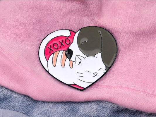 Pin's Broche Email | Coeur Calin Chien et Chat | XoXo | Cute Mignon | Humour Fun Amoureux des Animaux | Kawaii