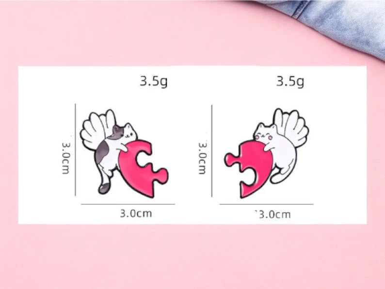 Lot de 2 Pin's Broche Email | A partager | Coeur couper en 2 | BFF ou Couple | Kawaii | Mignon Chat Coeur