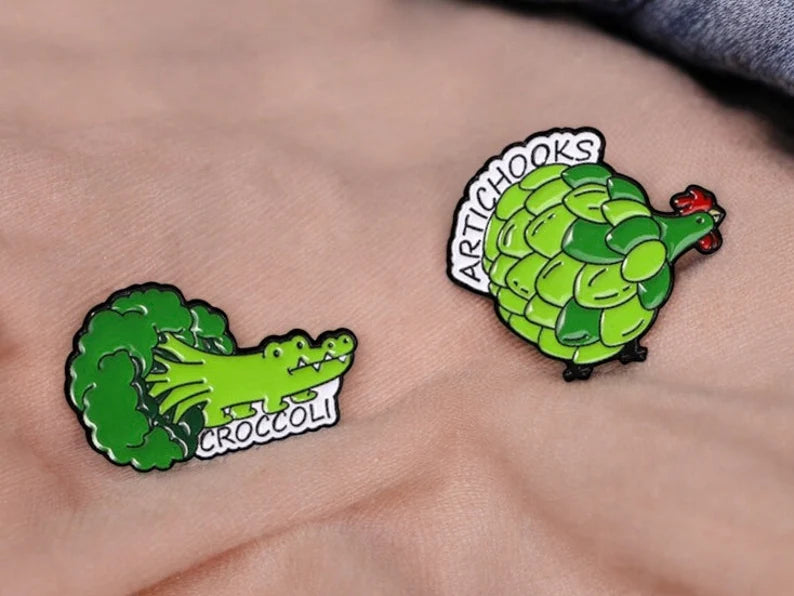 Pin's Broche Email | Artichooks ou Croccoli | Poule Artichaut ou Crocodile Brocoli | Kawaii | Fun | Humour