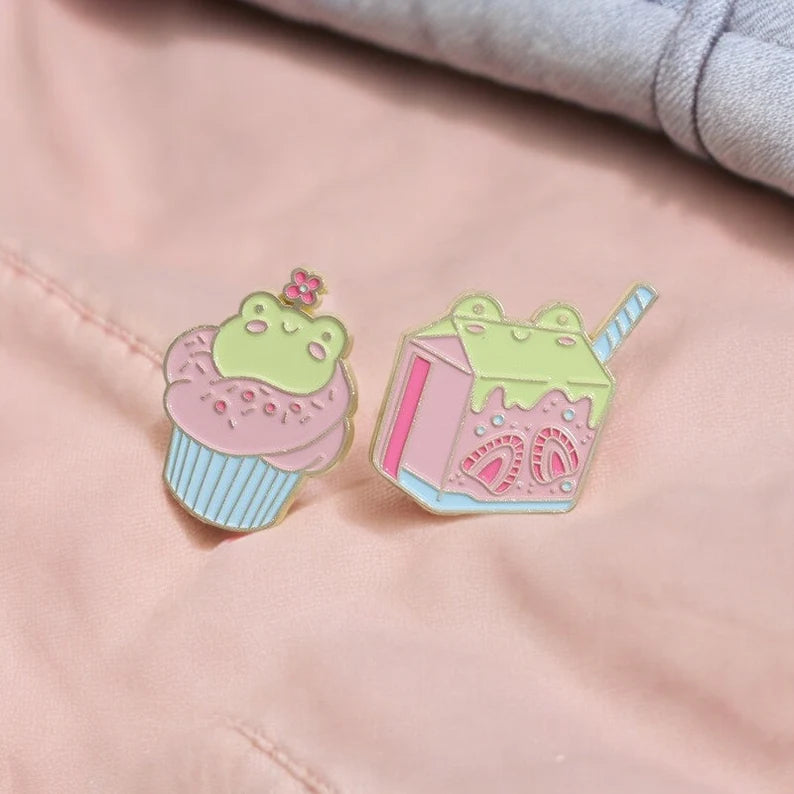 Pin's Broche Email | Grenouille Muffin ou Smootie | Amoureux des Grenouilles | Grenouille | Kawaii | Fun | Humour