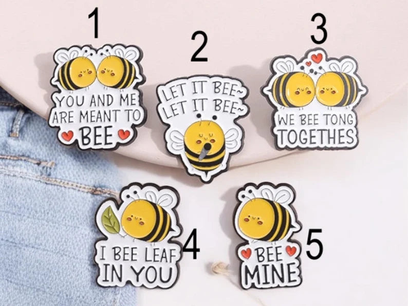 Pin's Broche Email | Dessin Animé Abeille | Jeu de Mots Bee Mine, Let it Bee | Kawaii | Mignon Humour Fun