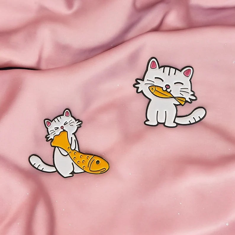 Pin's Broche Email | Chats Pêcheurs Kawaii | Chat Peche Poisson | Kawaii | Fun | Humour