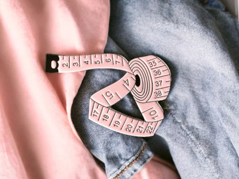 Email Brooch Pin | Sewing Centimeter Measurement | Pink | Dressmaker's meter | Kawaii