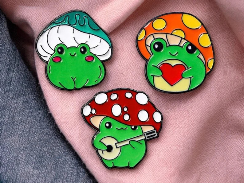 Pin's Broche Email | Grenouille Champignon | Forestier | Kawaii | Fun | Mignon Dessin Animé