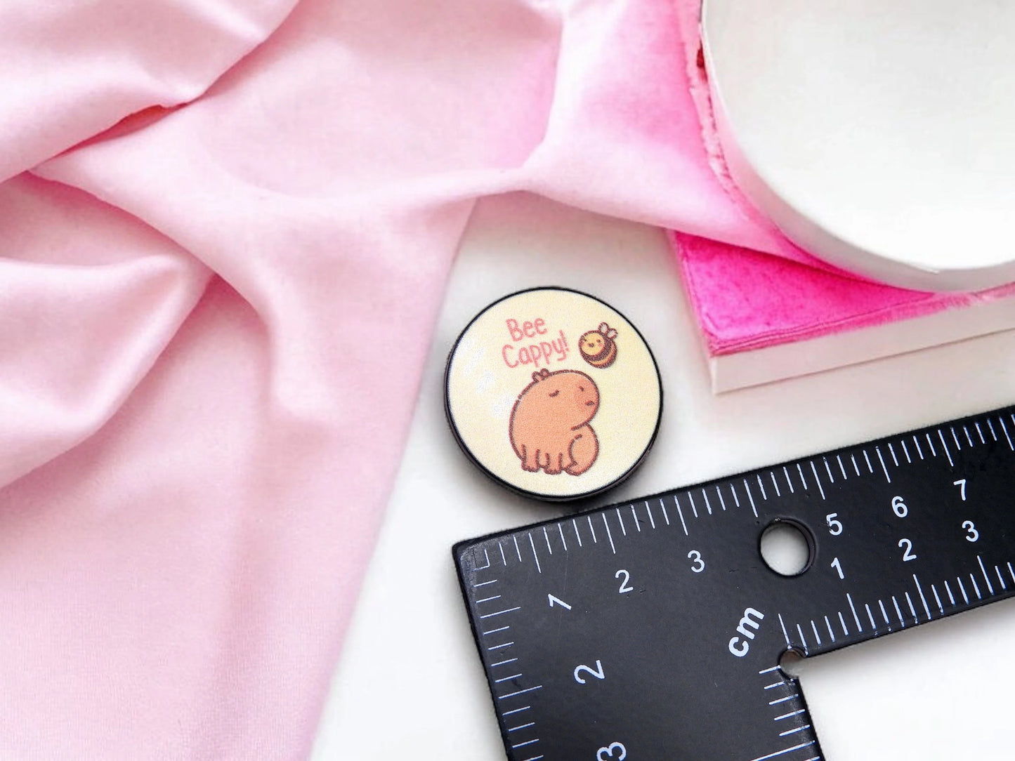 Pin's Broche Email | Bee Cappy | Cappy Abeille | Kawaii | Fun | Humour Mignon