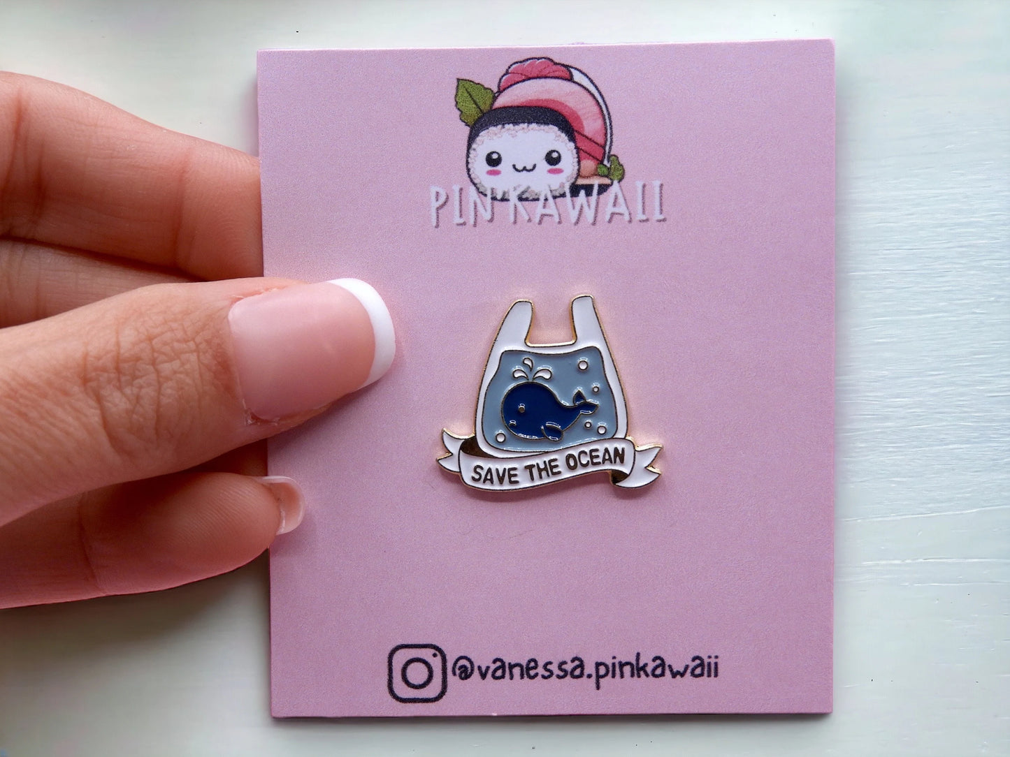 Pin's Broche Email | Save the Ocean | Baleine Océan | Sac Plastique | Kawaii | Fun | Humour