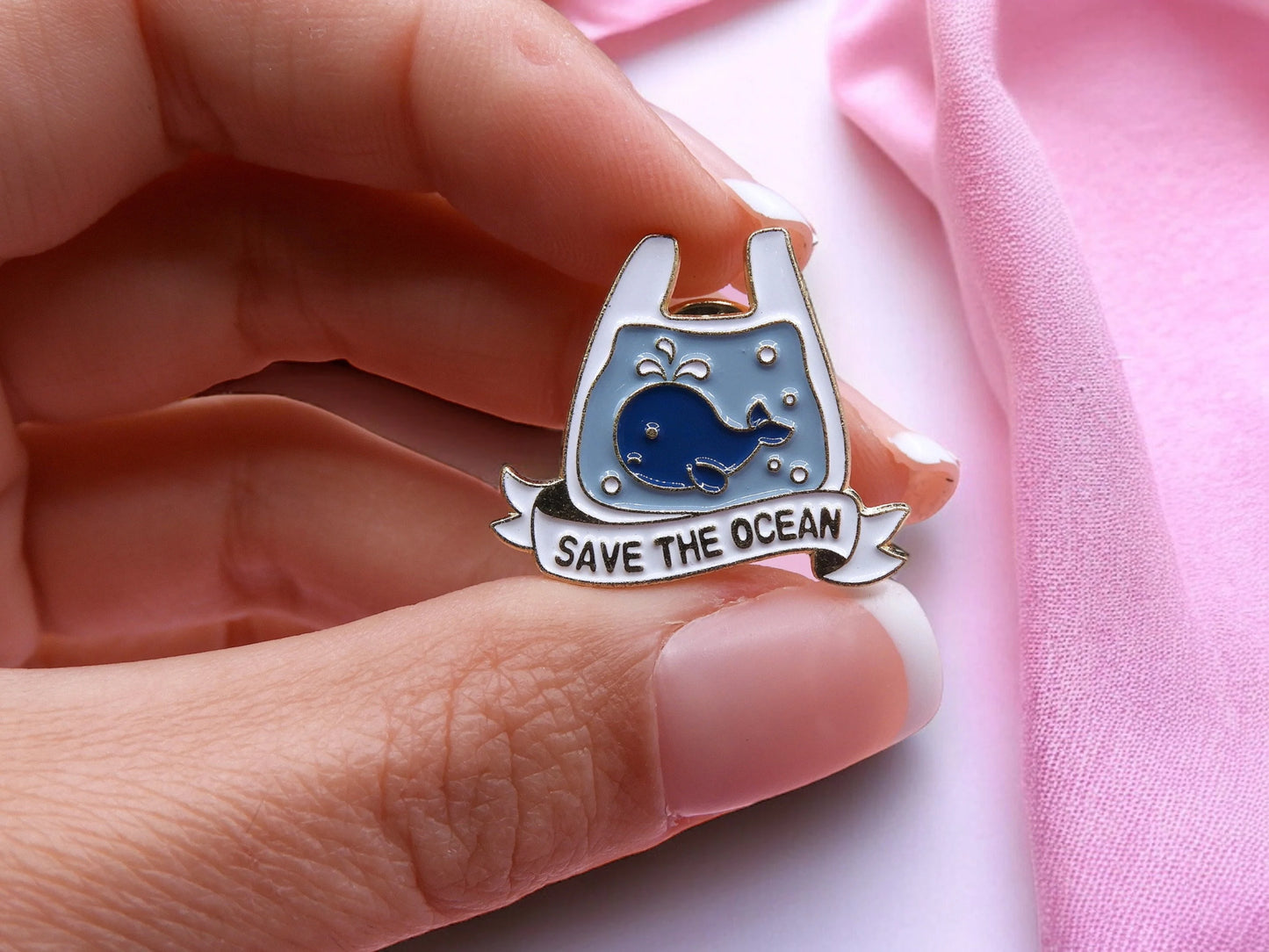 Pin's Broche Email | Save the Ocean | Baleine Océan | Sac Plastique | Kawaii | Fun | Humour