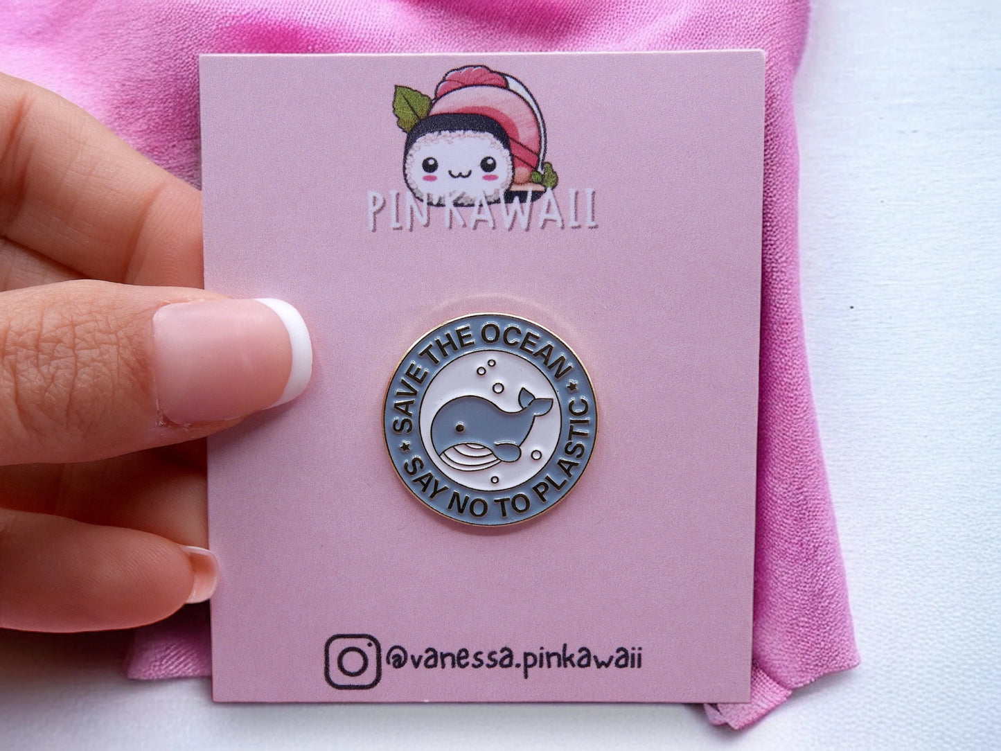 Pin's Broche Email | Save the Ocean | Baleine Océan | Sac Plastique | Kawaii | Fun | Humour